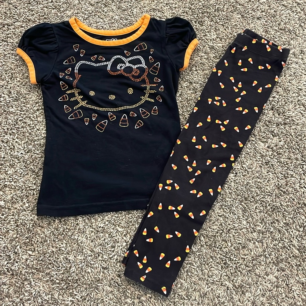 Halloween 3T Hello Kitty candy corn outfit